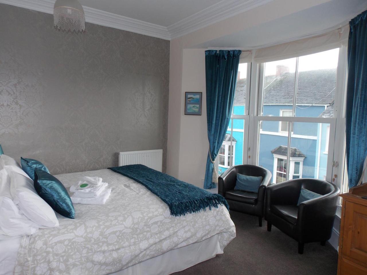 Ivy Bank Guest House Tenby Exterior foto