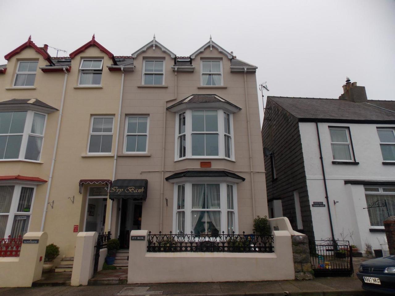 Ivy Bank Guest House Tenby Exterior foto